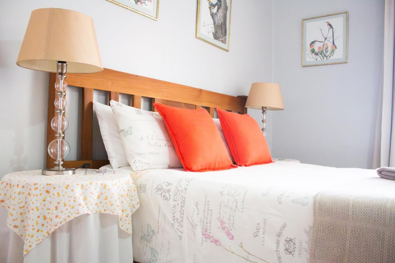 Bed and Breakfast De Oude Yotclub Oudtshoorn Esterno foto