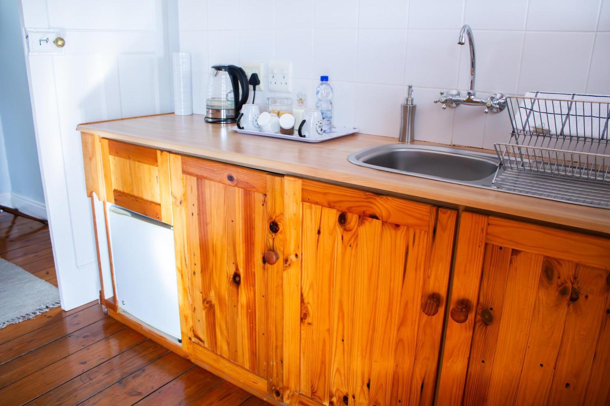 Bed and Breakfast De Oude Yotclub Oudtshoorn Esterno foto