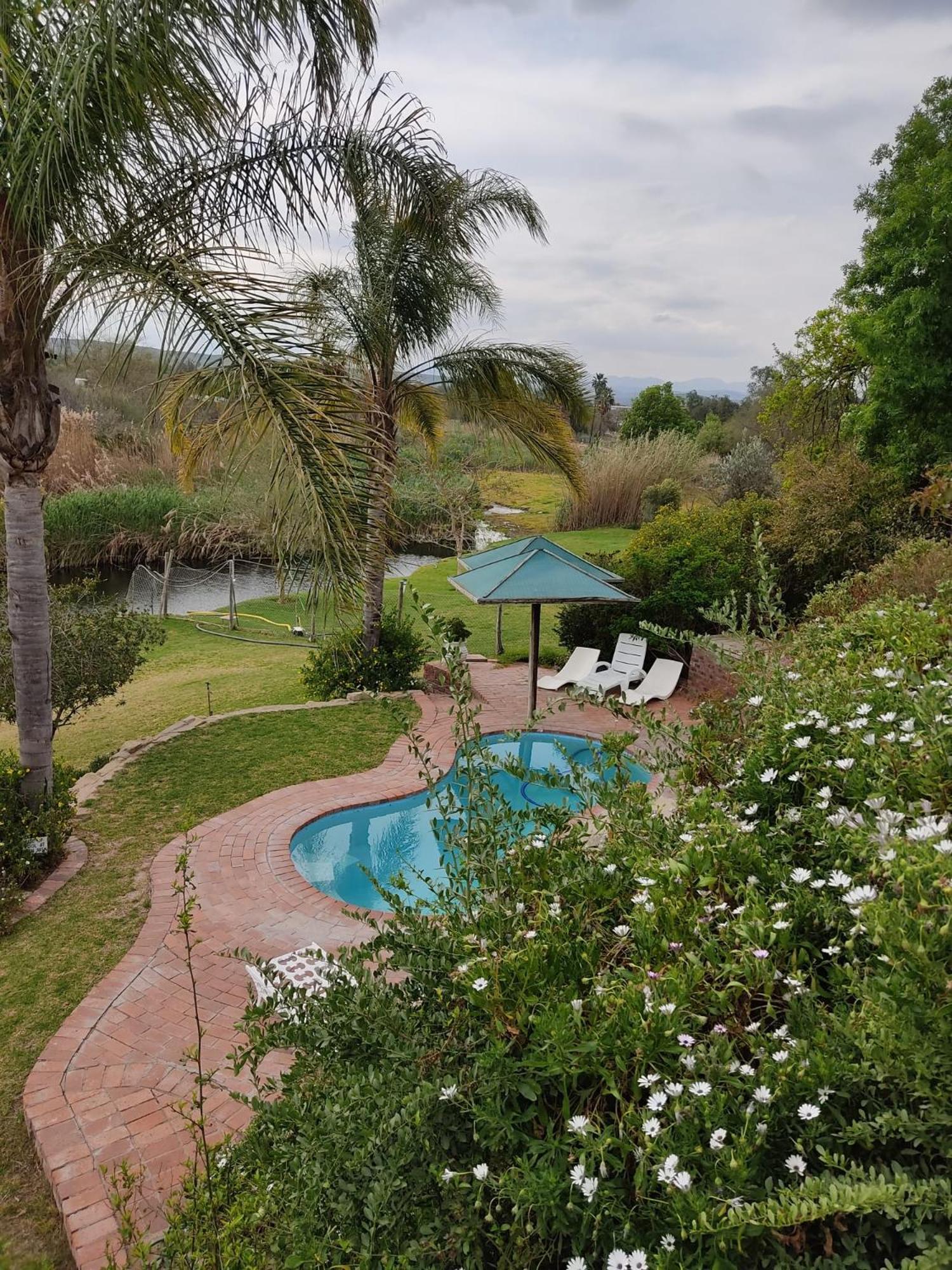 Bed and Breakfast De Oude Yotclub Oudtshoorn Esterno foto