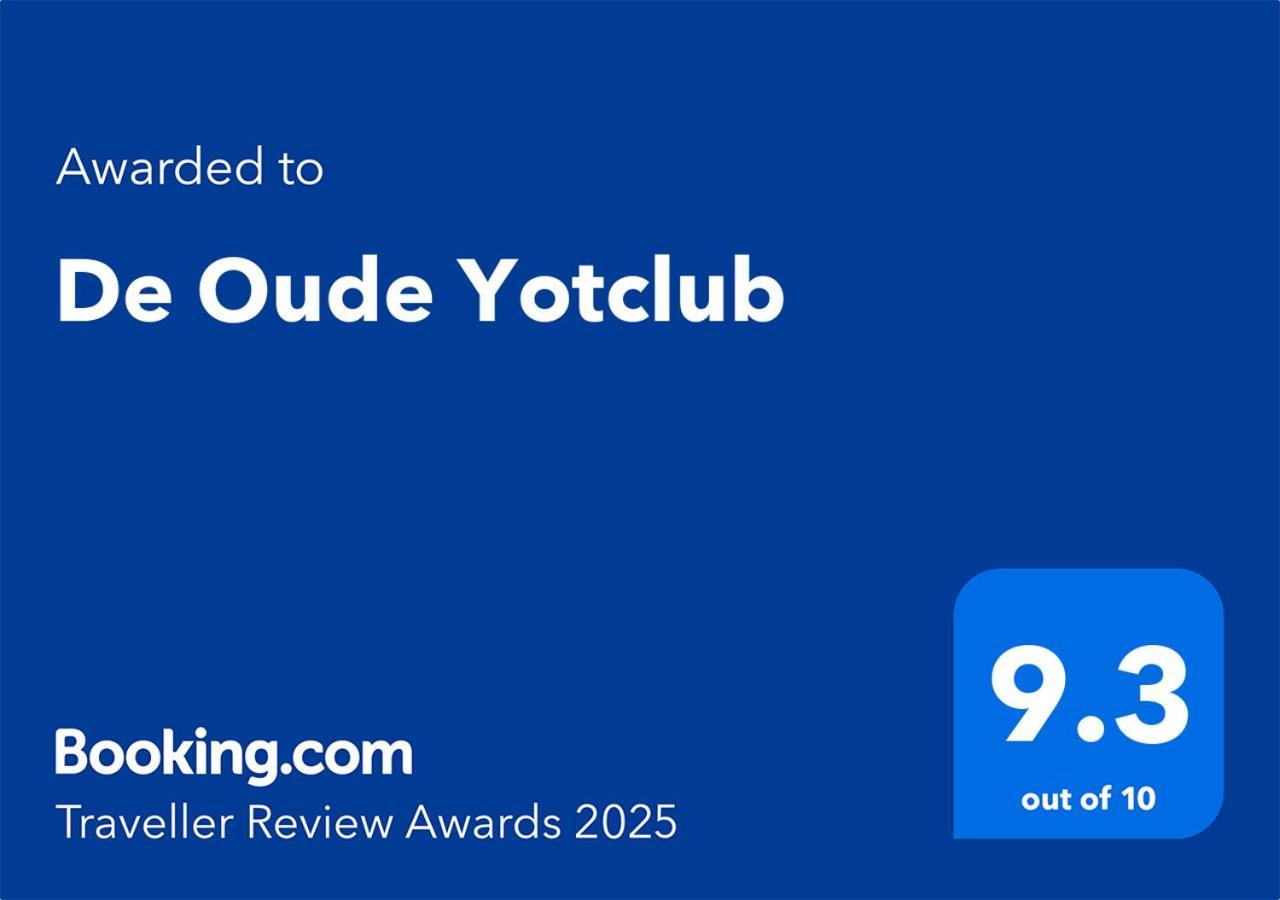 Bed and Breakfast De Oude Yotclub Oudtshoorn Esterno foto
